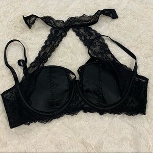 Sexy lace black bra! Fredericks Of Hollywood. XL